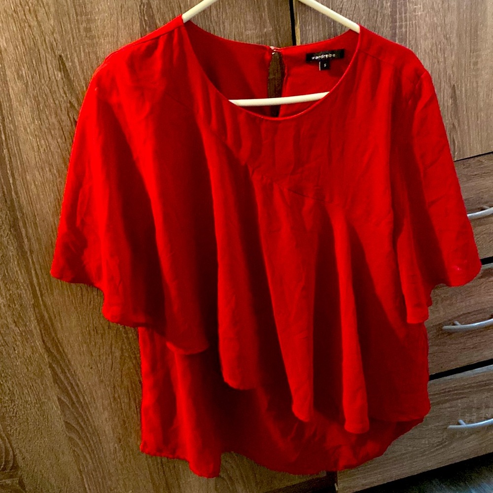 Size s , material - polyester